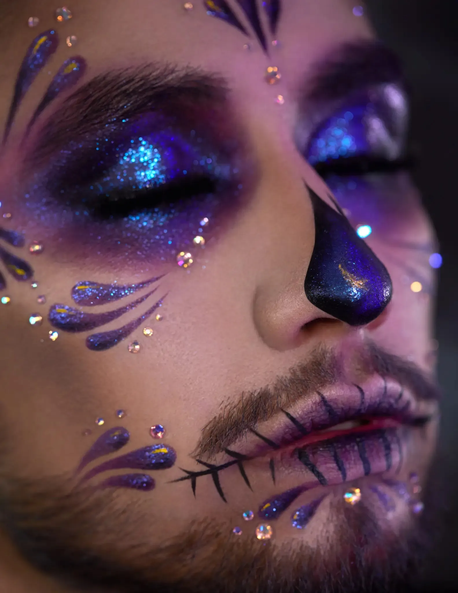 #12 Violet Eyeshadow Glitter