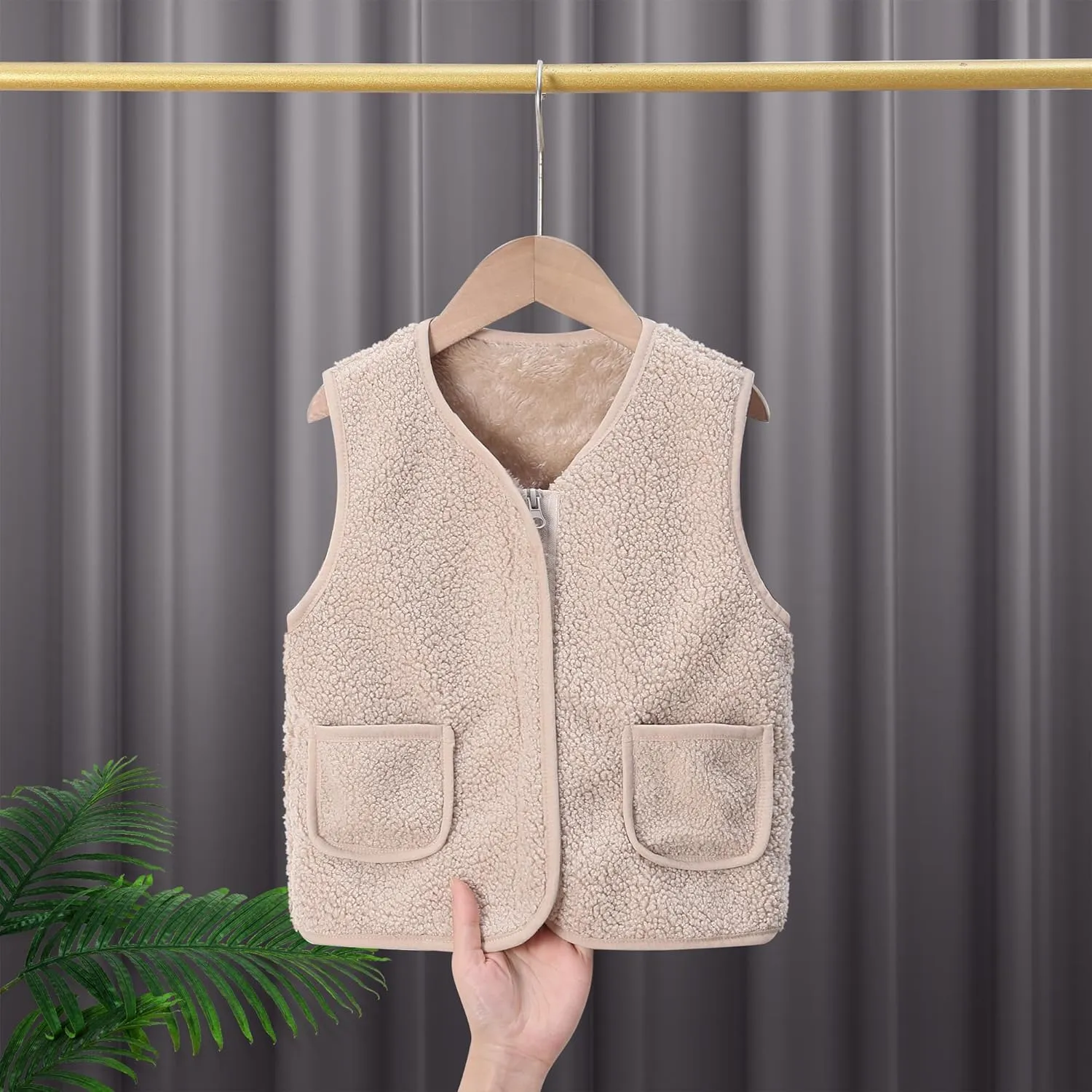 Baby Boys Girls Winter Vest Fleece Zip up Cute Soft Waistcoat Jackets