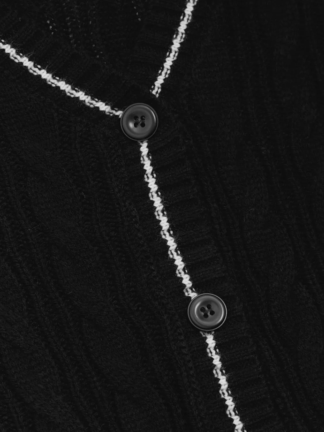 CIDER Cable Knit V-Neck Contrasting Binding Button Oversized Cardigan