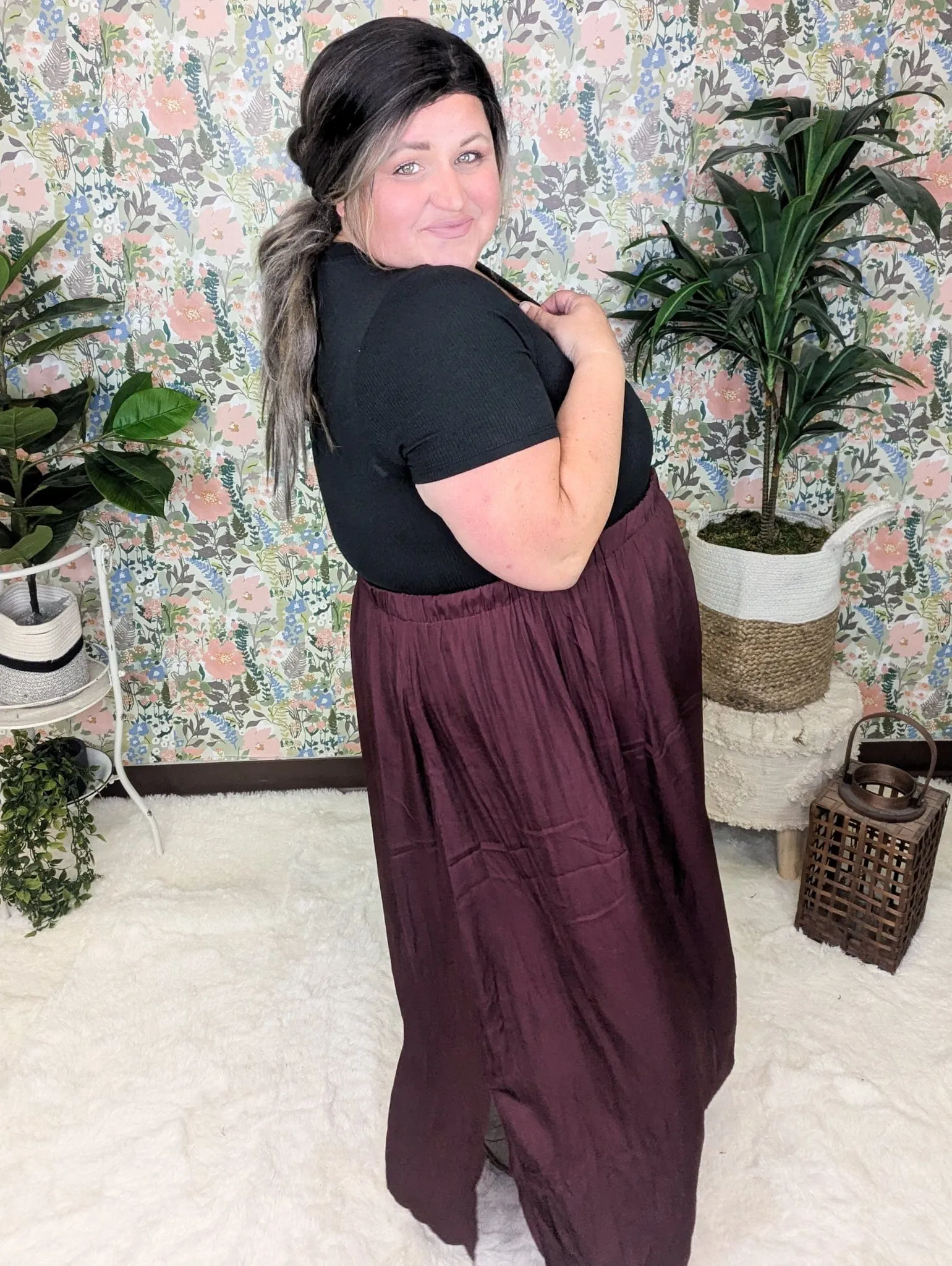 Gia Flirty Midi Skirt w/Pockets   Side Slit (7 colors)
