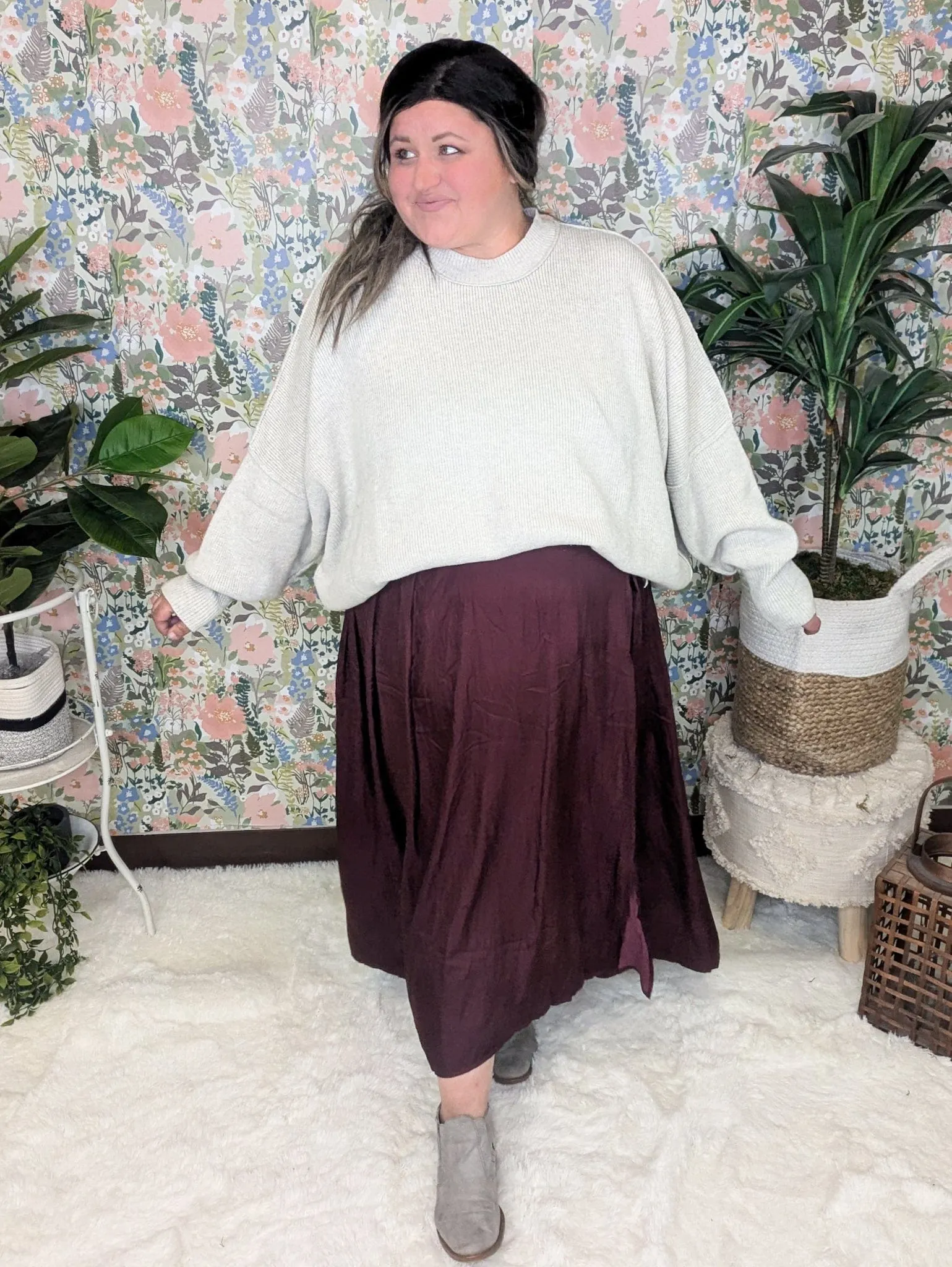 Gia Flirty Midi Skirt w/Pockets   Side Slit (7 colors)