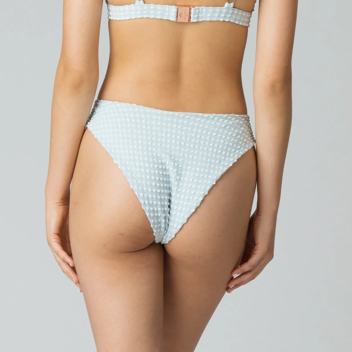 Hailey Bottom in Aquamarine Gingham
