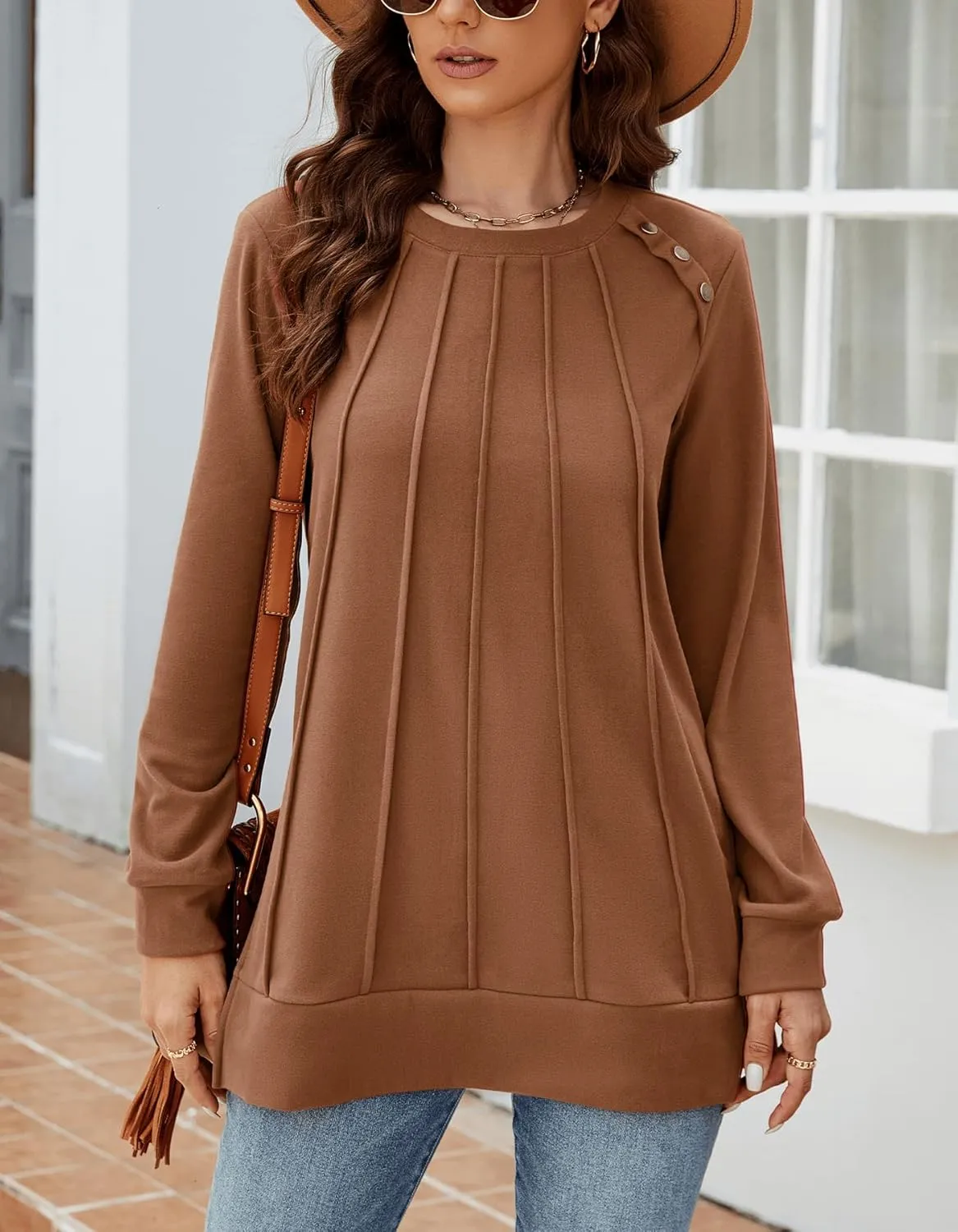 Odosalii Womens Long Sleeve Tops Crewneck Sweatshirts Pleated Front Sweaters Plain Shirts Trendy Side Split Fall Outfits