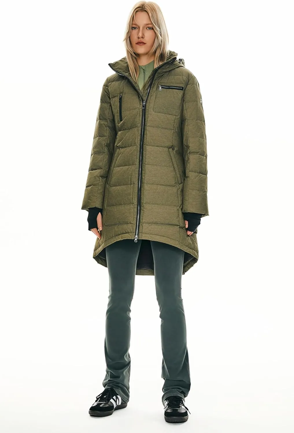 Orolay Women's Winter Down Jacket Long Quilted Puffer Coat Warm Hooded Slim Fit Outerwear