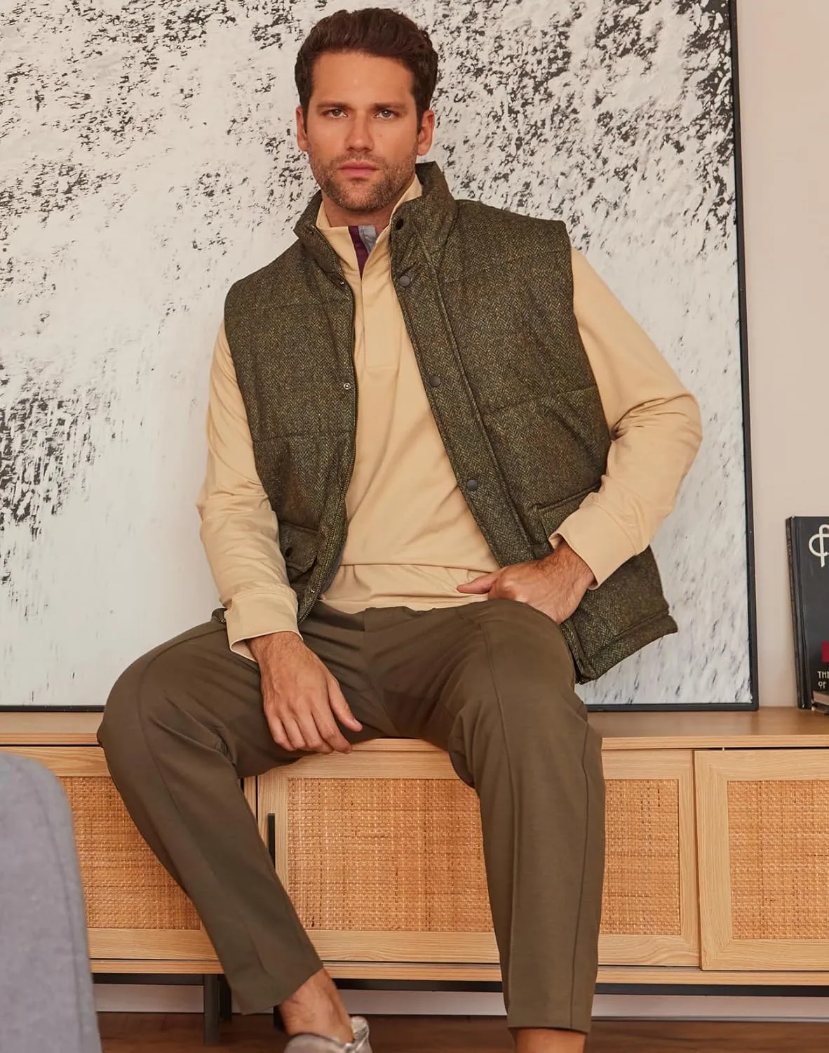 Puffer Vest for Men Light Padded Sleeveless Jacket with Pockets Mock Neck Windproof Winter Outerwear