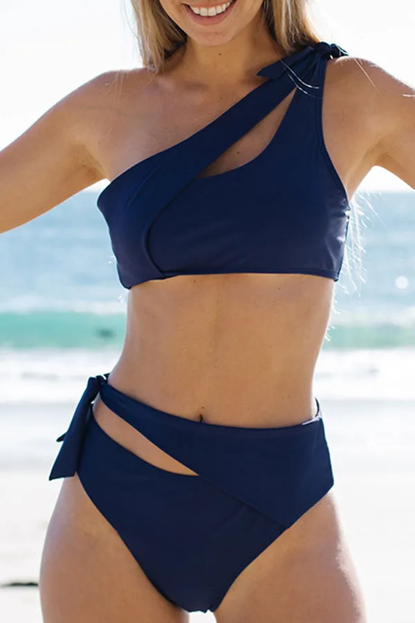 Solid Color Stylish One Shoulder Strappy Bikini