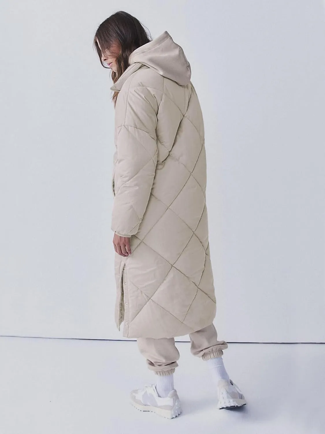 Tankaneo Women's Quilted Puffer Jacket Long Winter Coats Zip Up Baggy Down Outerwear with Pockets