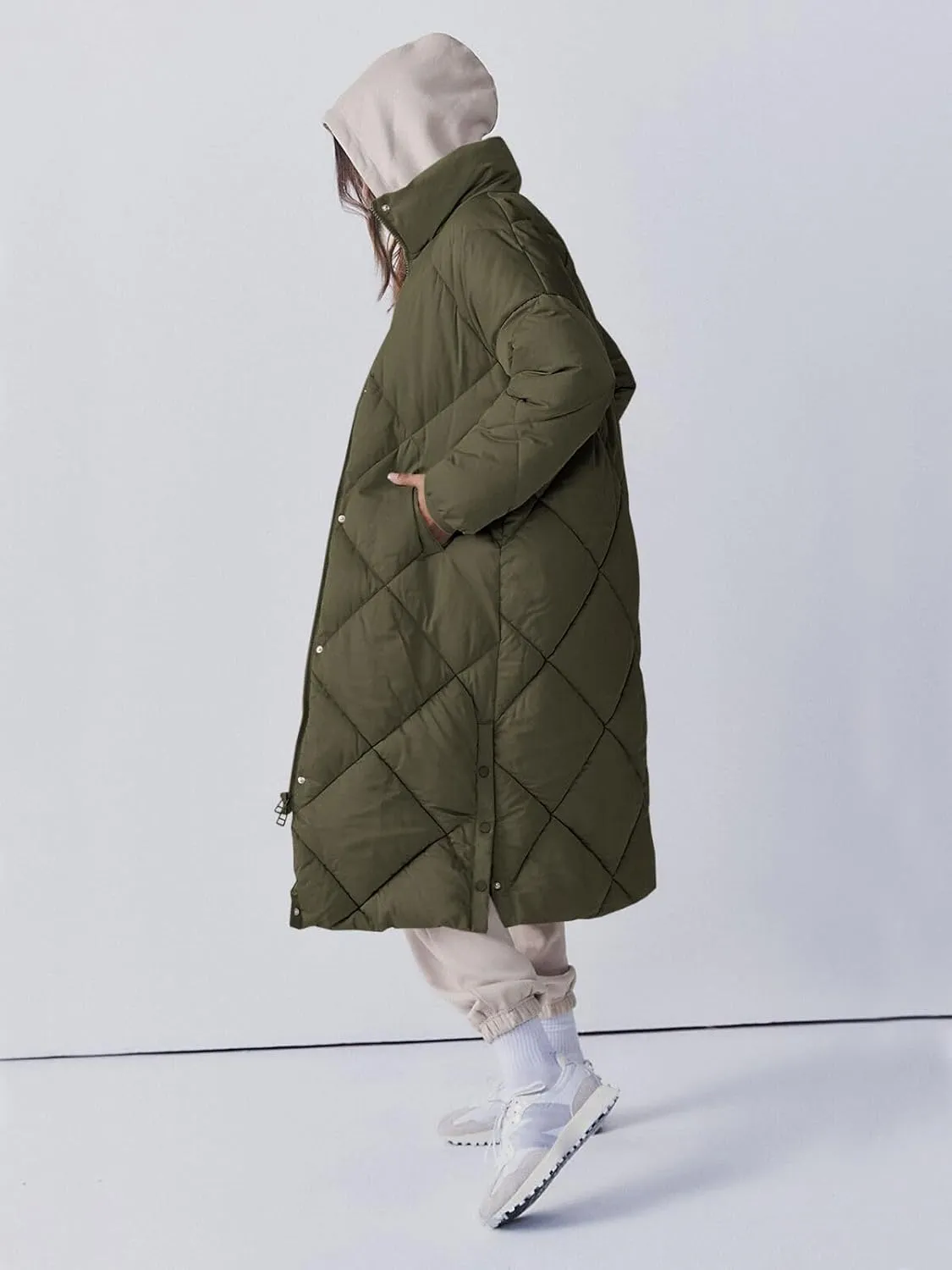 Tankaneo Women's Quilted Puffer Jacket Long Winter Coats Zip Up Baggy Down Outerwear with Pockets