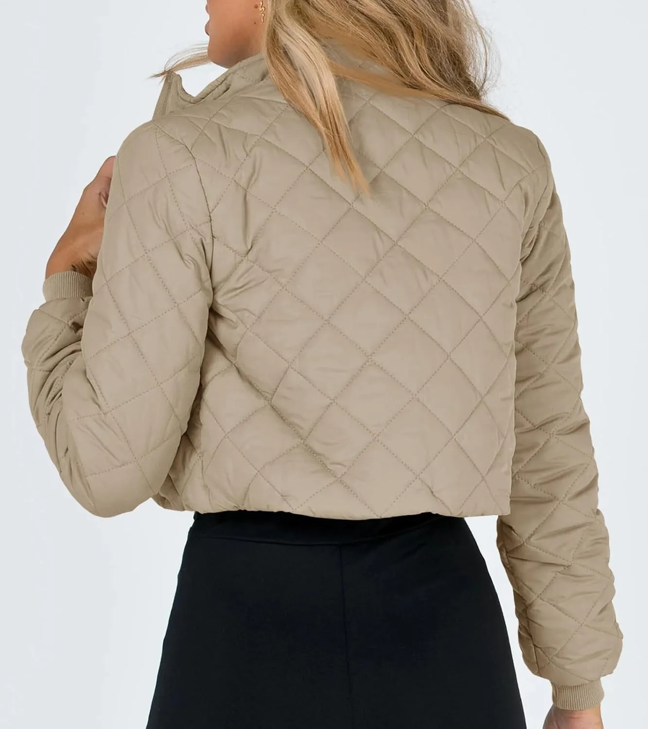 Tankaneo Women's Winter Cropped Puffer Jacket Quilted Zip Up Bomber Coat Fashion Outerwear with Pockets