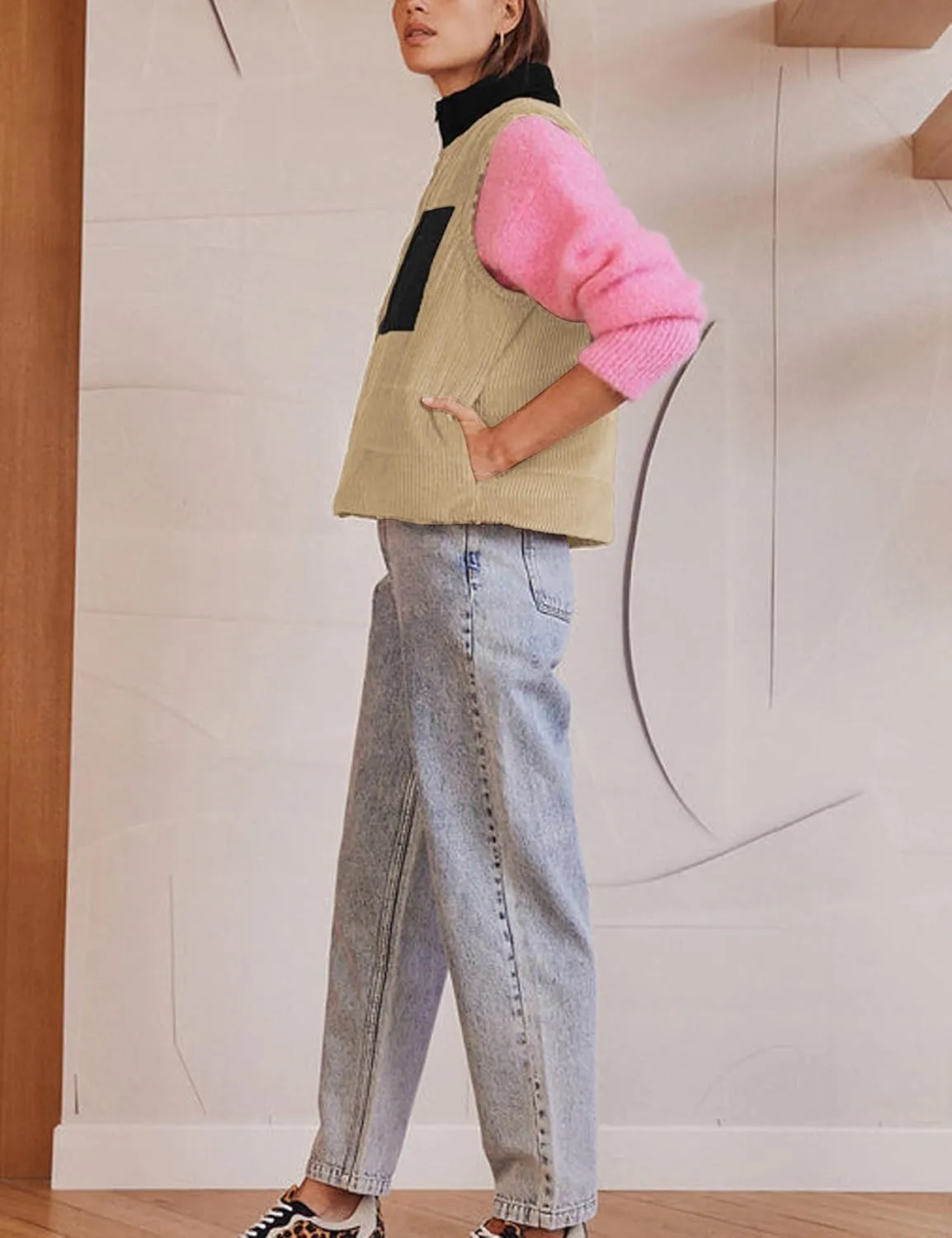 Women Corduroy Puffer Vest Cropped Sleeveless Jacket Puffy Stand Collar Gilet Coat Zip Up Outwear with Pockets