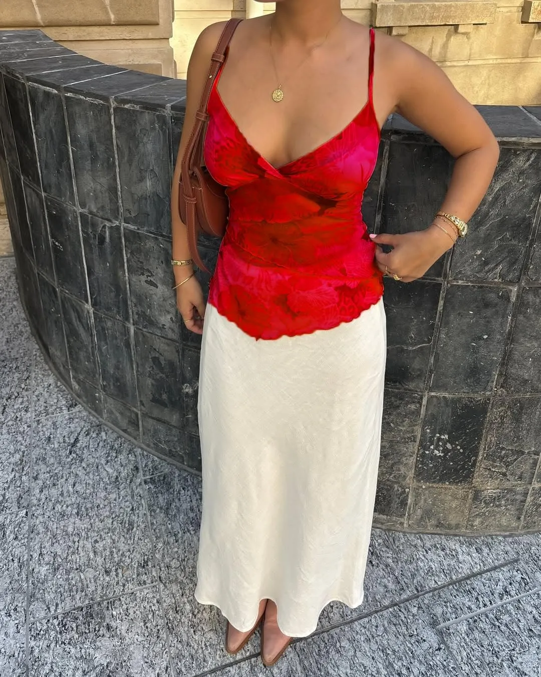 Women Floral Print Tie Shoulder Tank Tops Y2k V Neck Ruffle Hem Cami Shirt Cute Smocked Cami Tops