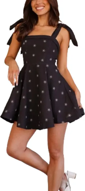 Women Tie Shoulder Mini Dress Boho Floral Babydoll Dress Square Neck Ruffle A Line Flowy Summer Beach Sundress
